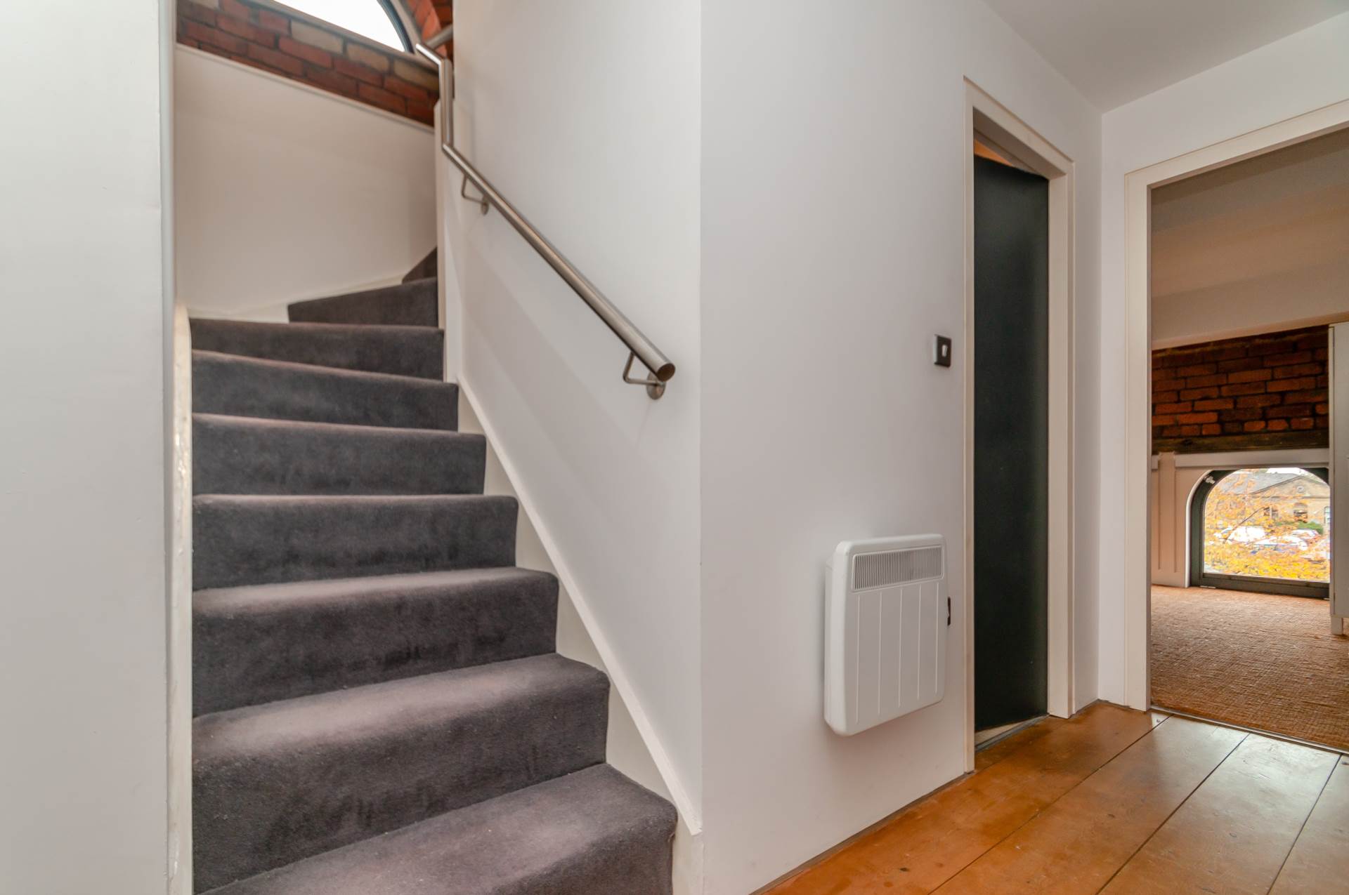 Chapel Loft,    Commercial Street, Morley, Image 9