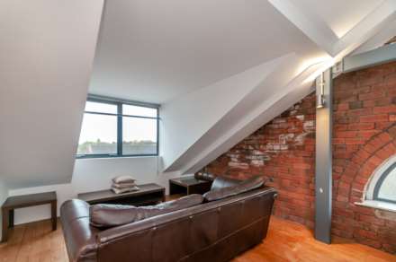 Chapel Loft,    Commercial Street, Morley, Image 4