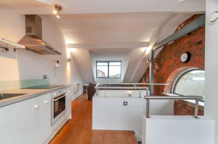 Chapel Loft,    Commercial Street, Morley, Image 7