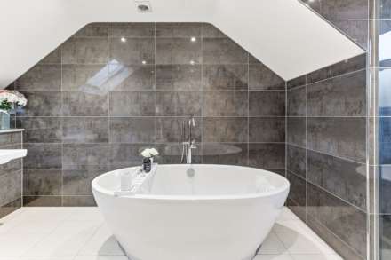 Kings Place Drighlington, Drighlington, Image 29