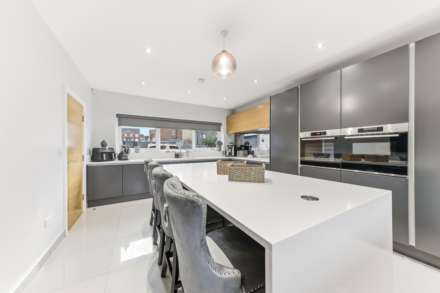 Kings Place Drighlington, Drighlington, Image 3