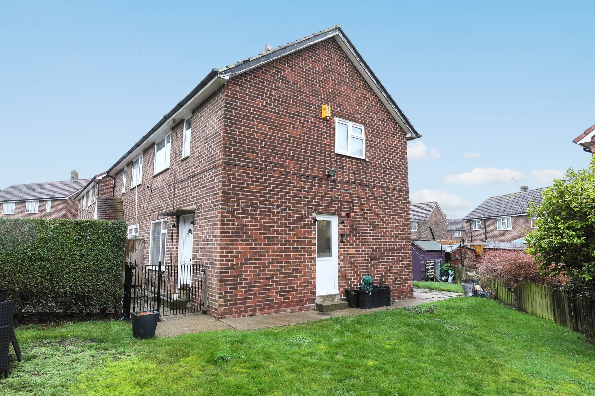Redhall Close, Beeston, Image 10