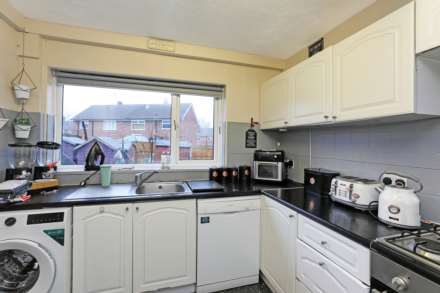 Redhall Close, Beeston, Image 3