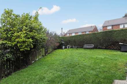 Redhall Close, Beeston, Image 8