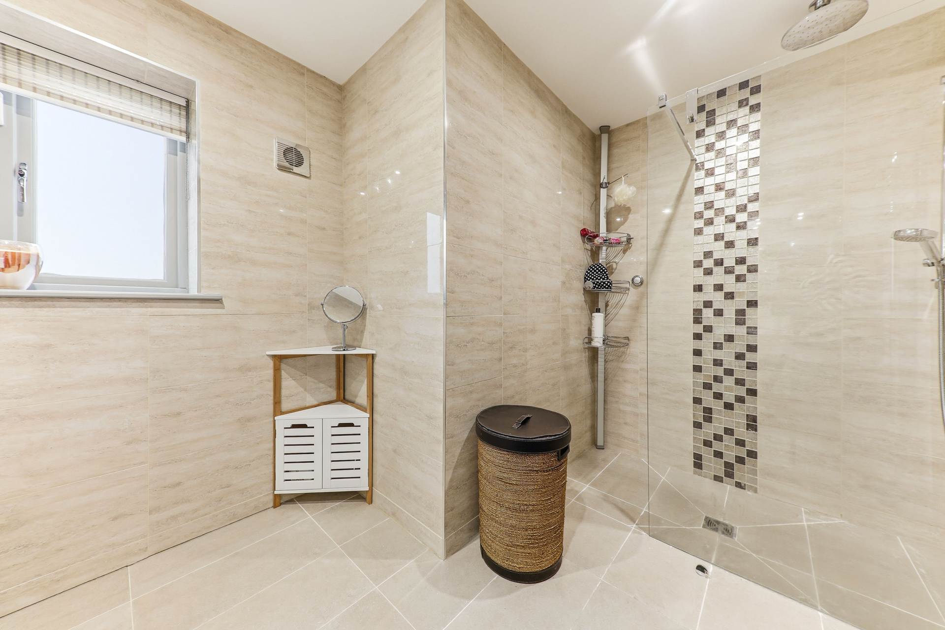 Howley Hall Farm, Golf Lane, Morley, Image 21