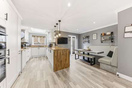 Buttercup Way, Drighlington, Image 1