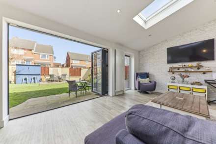 Teal Drive, Morley, Image 18