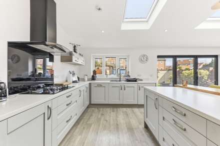 Teal Drive, Morley, Image 8