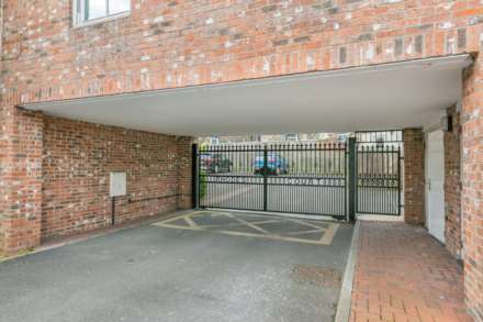 Rhodes Court, Morley, Image 9