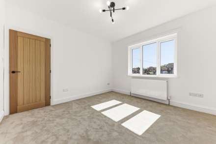 Bruntcliffe Lane, Morley, Image 15