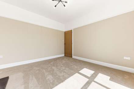 Bruntcliffe Lane, Morley, Image 5