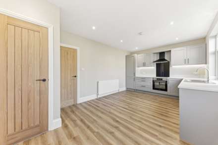 Bruntcliffe Lane, Morley, Image 7