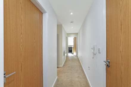 Trojan Court, Image 9