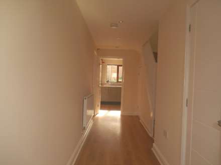 Woollin Avenue, Tingley, Wakefield, WF3 1EX, Image 2