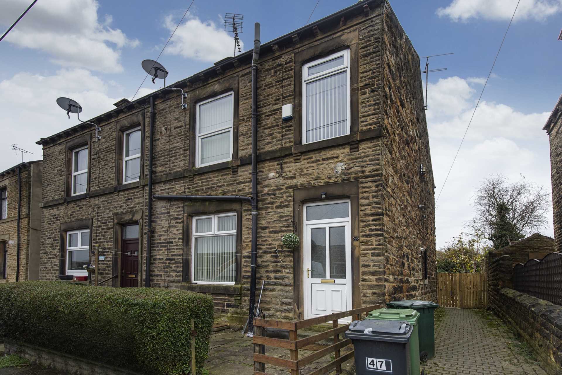 Mill Street, Birstall, Batley, WF17 9AX, Image 1