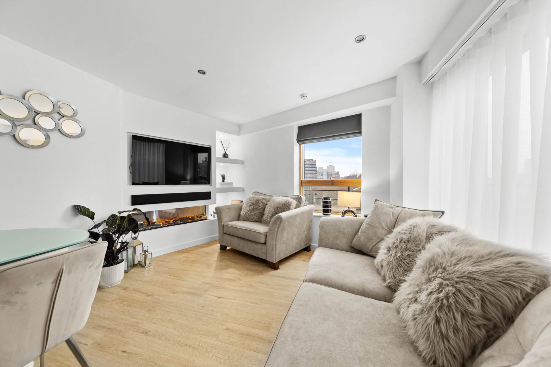 Whitehall Waterfront, 2 Riverside Way., Image 1