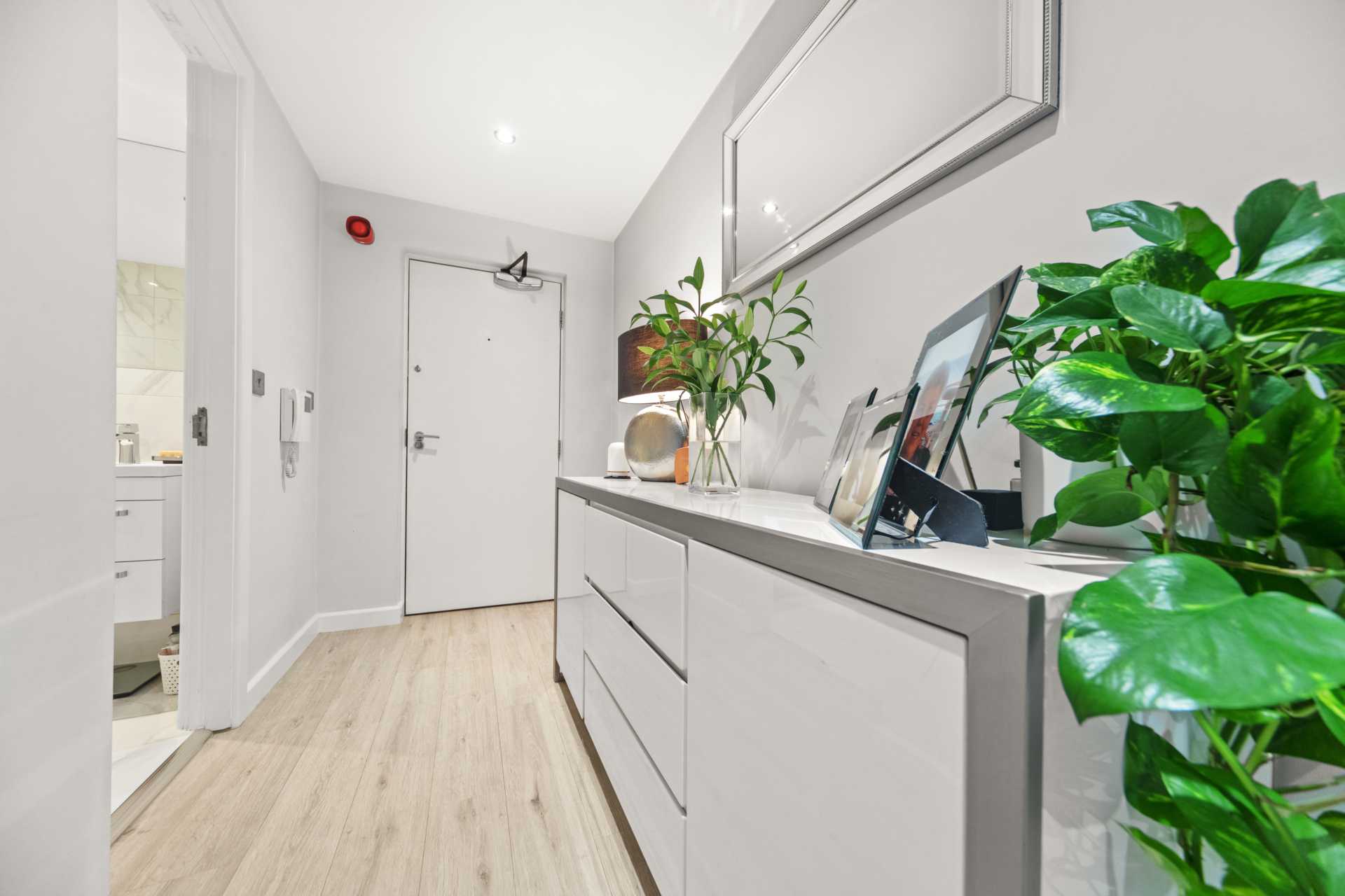 Whitehall Waterfront, 2 Riverside Way., Image 2