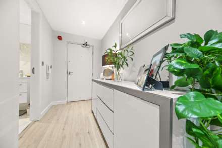 Whitehall Waterfront, 2 Riverside Way., Image 2