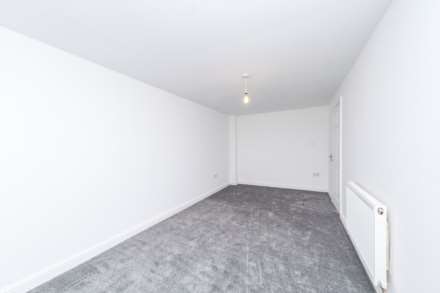 Orchard Street West, Longwood, Image 6