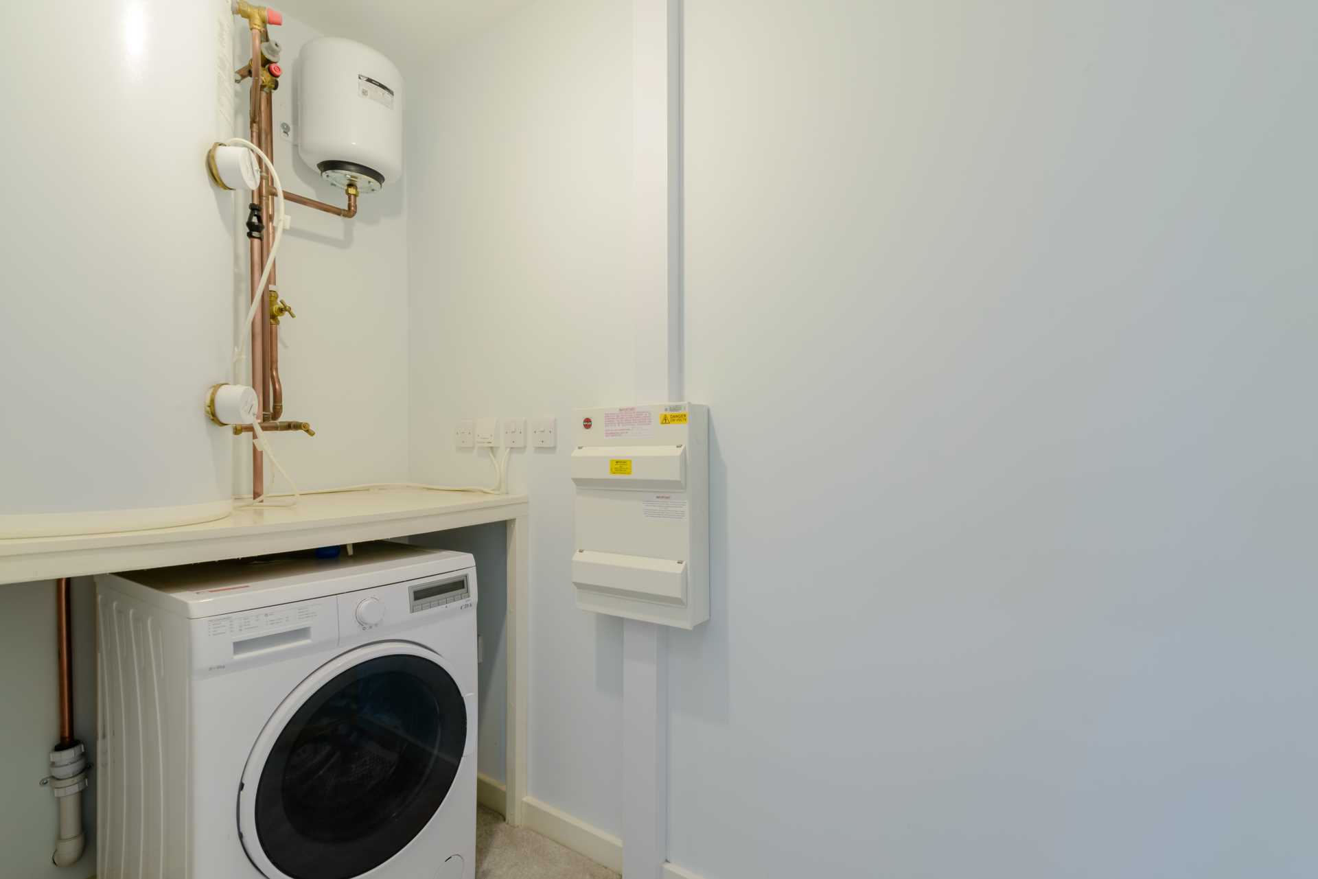 Tate House Apartment 63, 5-7 New York Road, Leeds, LS2 7QW, Image 10