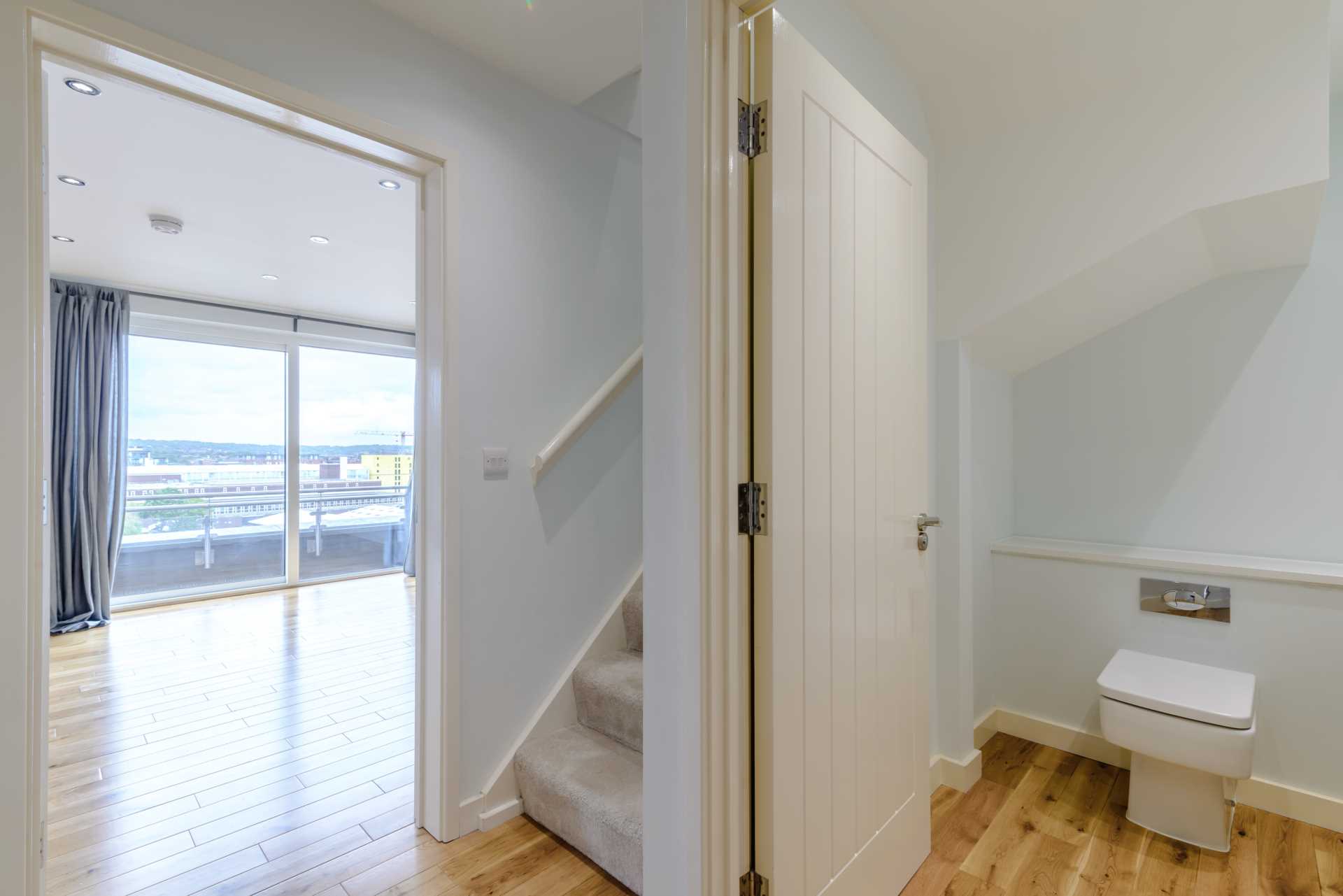 Tate House Apartment 63, 5-7 New York Road, Leeds, LS2 7QW, Image 5
