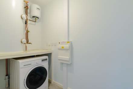 Tate House Apartment 63, 5-7 New York Road, Leeds, LS2 7QW, Image 10