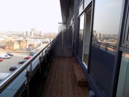 Tate House Apartment 63, 5-7 New York Road, Leeds, LS2 7QW, Image 11