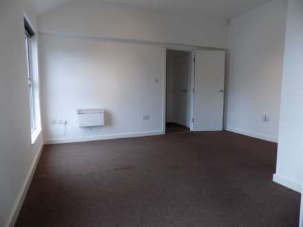 Flat B, Sheffield Road, Hoyland Common, S74 0DQ, Image 6