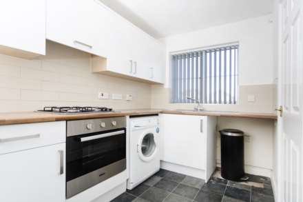 Sandmead Way, Churwell, Image 2