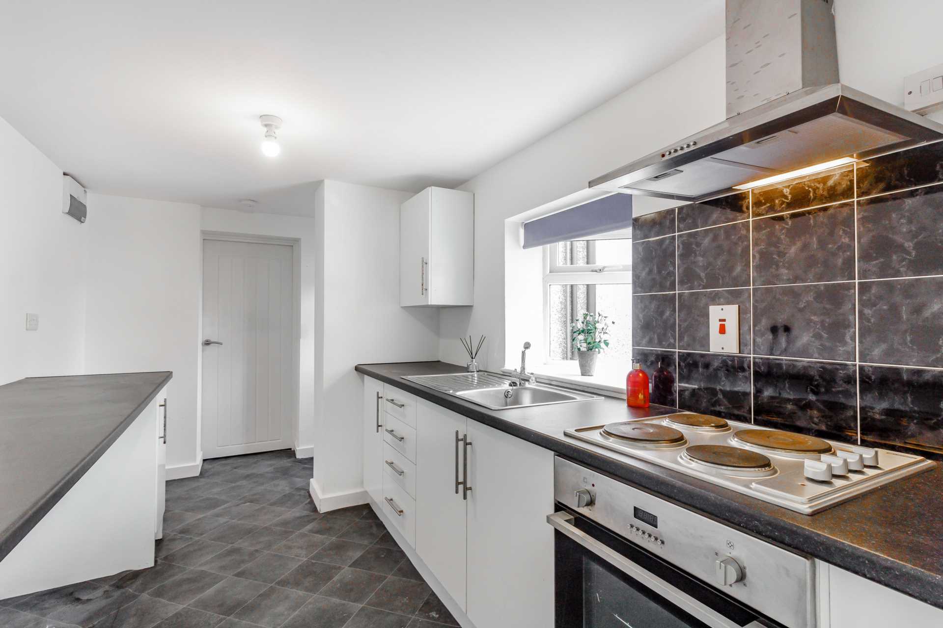Sheffield Road, Hoyland, S74 0DQ, Image 1