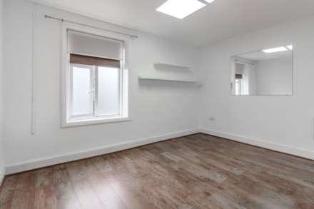 Sheffield Road, Hoyland, S74 0DQ, Image 6