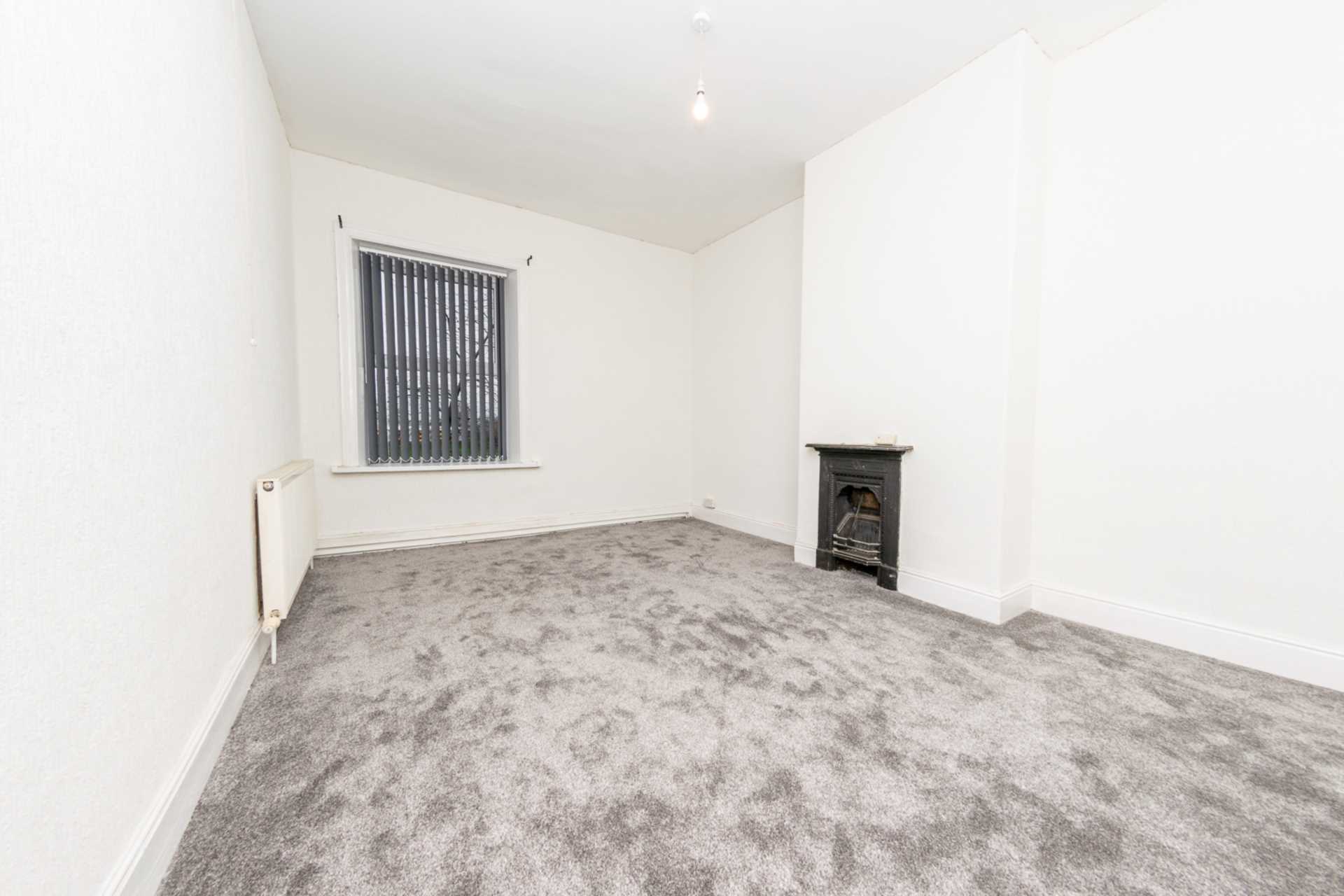 Fountain Street, Morley, Image 6