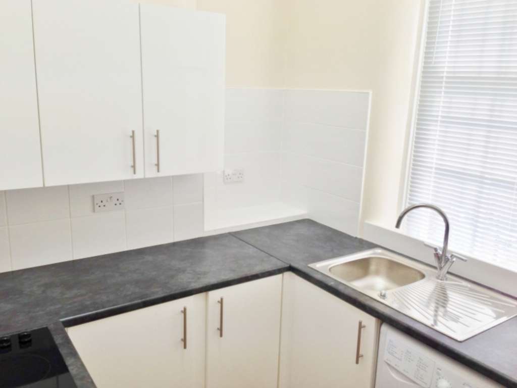 Mile End Road, Mile End, Image 1