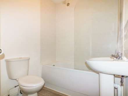 Mile End Road, London, Image 6