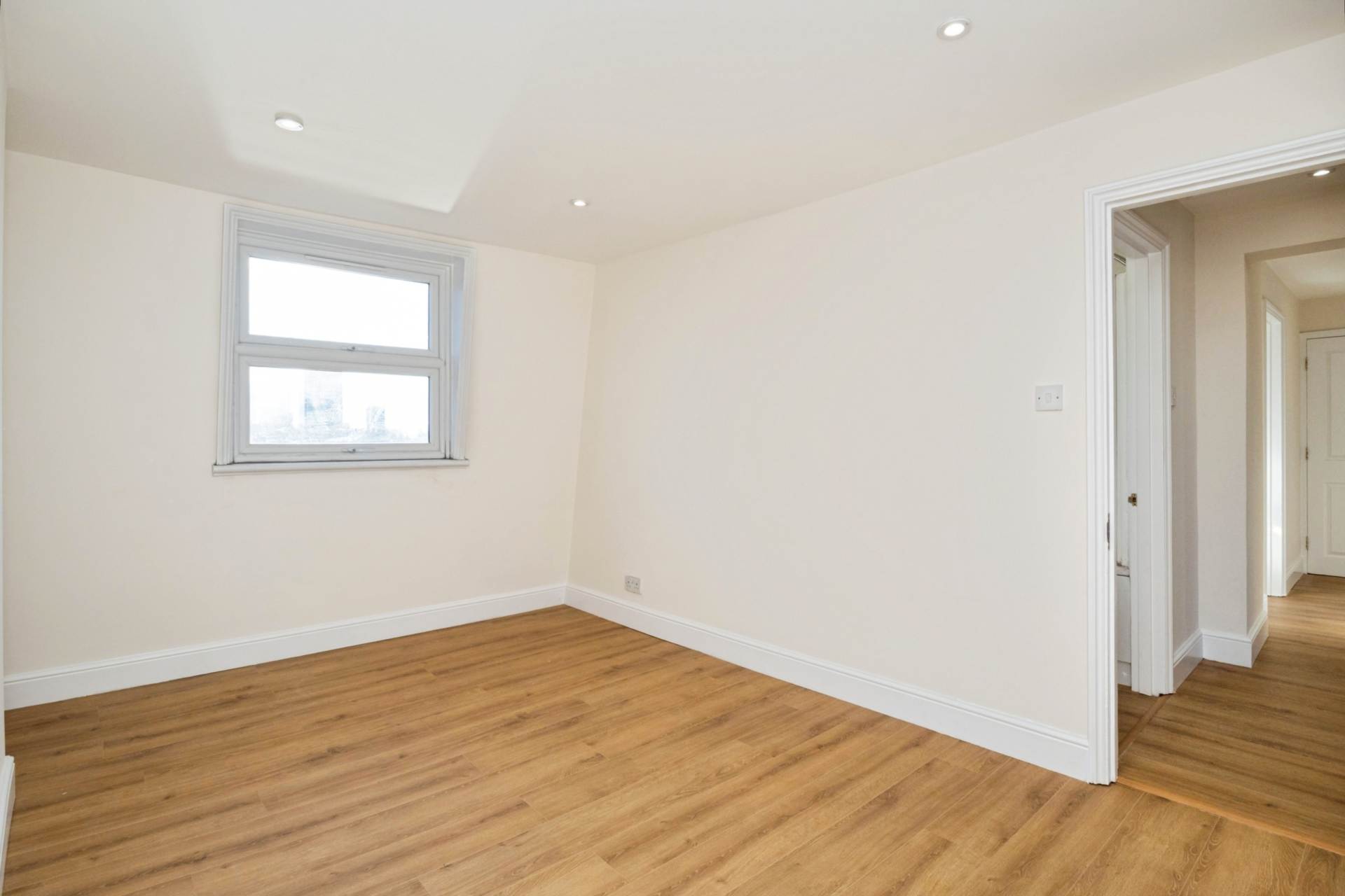 Mile End Road, London, Image 2