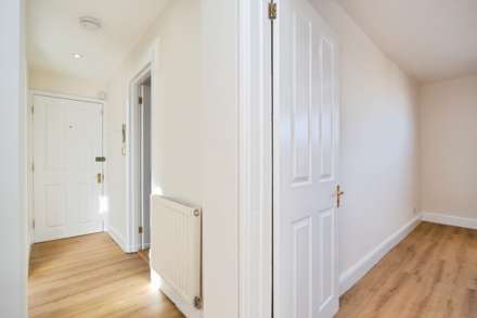 Mile End Road, London, Image 12