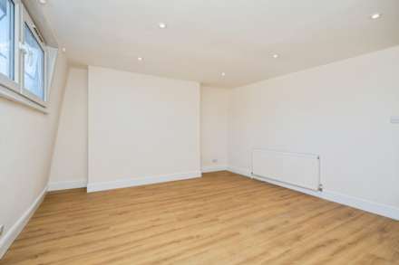 Mile End Road, London, Image 14