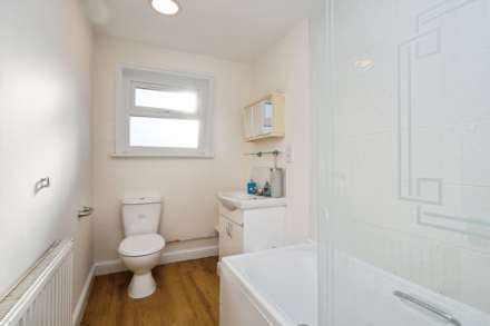 Mile End Road, London, Image 5