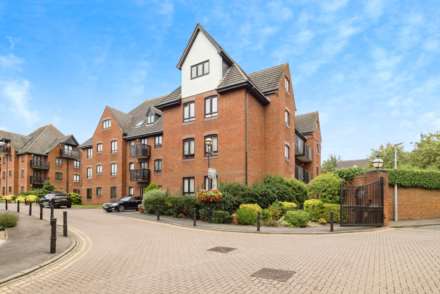 Property For Rent Boleyn Court, Buckhurst Hill