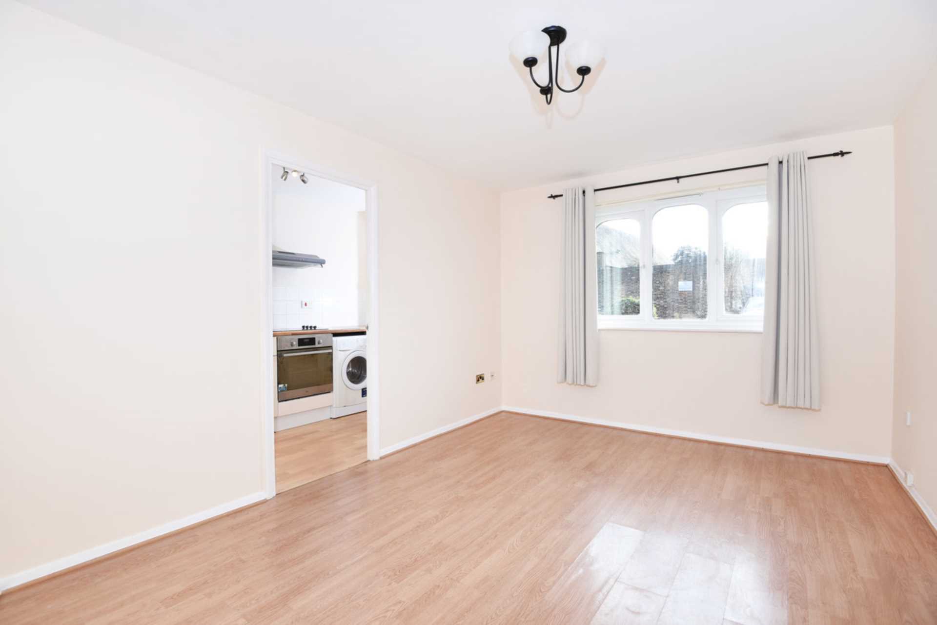 Leigh Hunt Drive, Southgate, Image 9