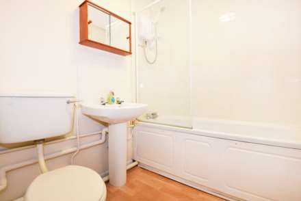 Leigh Hunt Drive, Southgate, Image 4