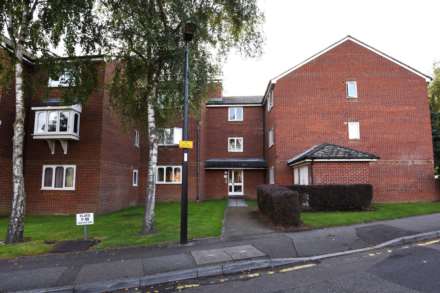 Leigh Hunt Drive, Southgate, Image 7