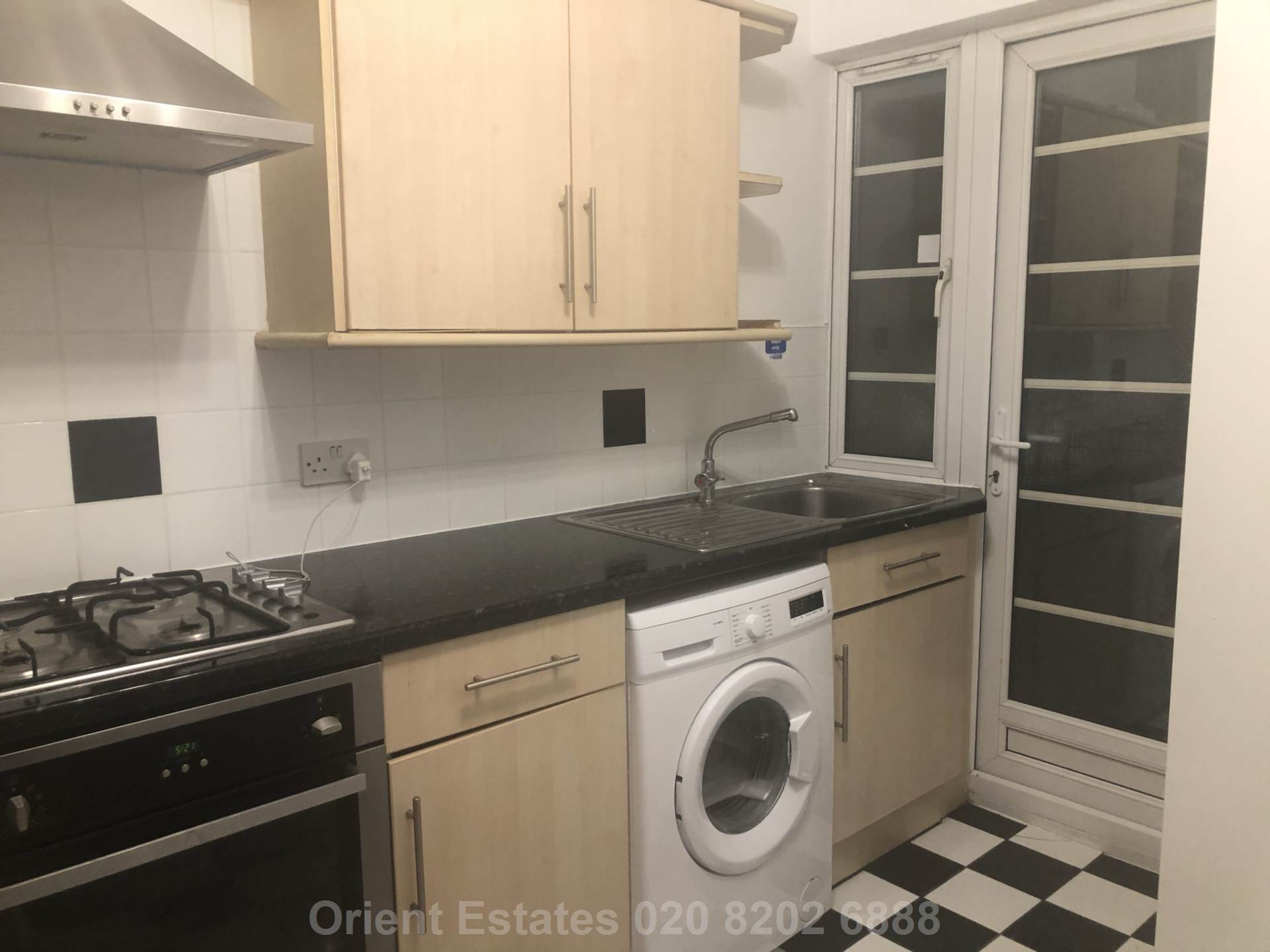Hendon Central, Image 9