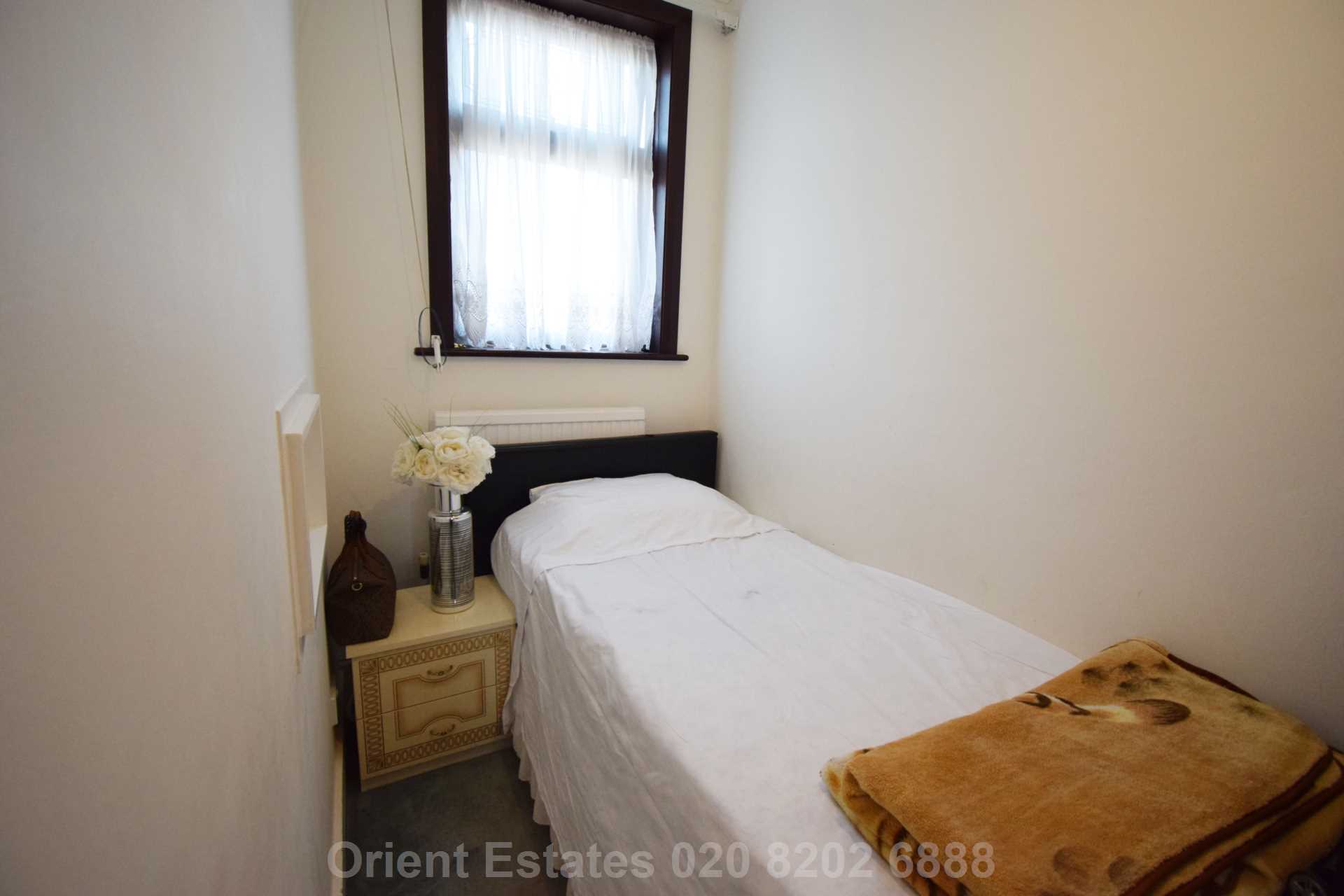 Dartmouth Road, Hendon Central, Image 12