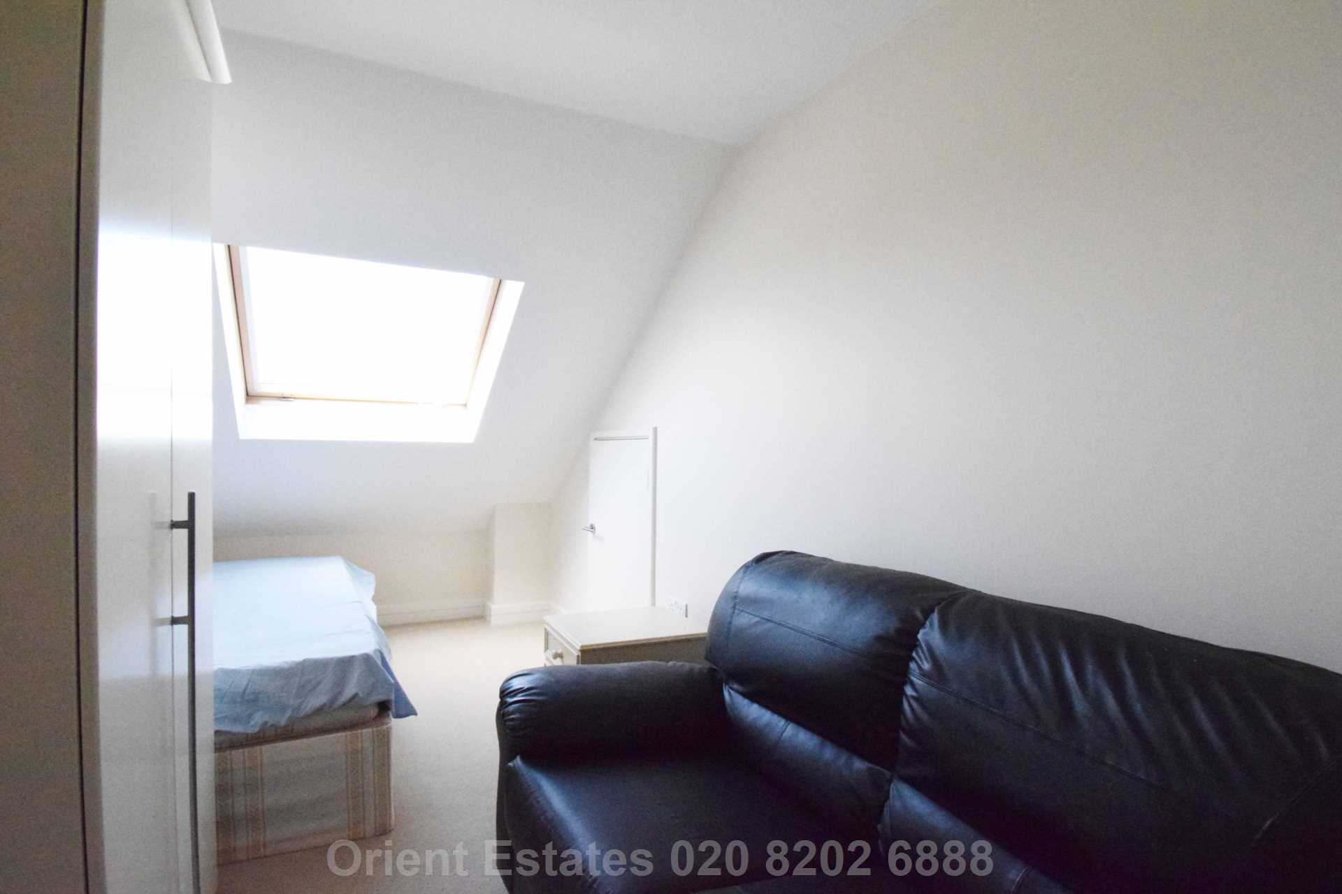 Peaberry Court, Hendon, NW4, Image 15