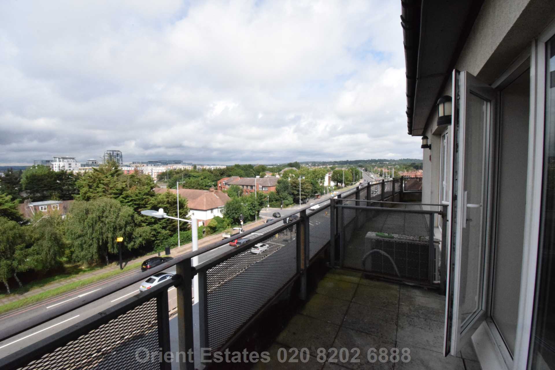 Peaberry Court, Hendon, NW4, Image 8