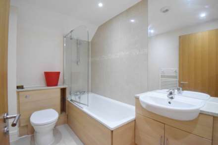 Peaberry Court, Hendon, NW4, Image 3