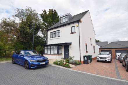 5 Bedroom Detached, Anvil Avenue, Watford