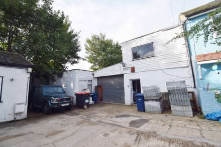 Property For Sale Summers Row, North Finchley, London