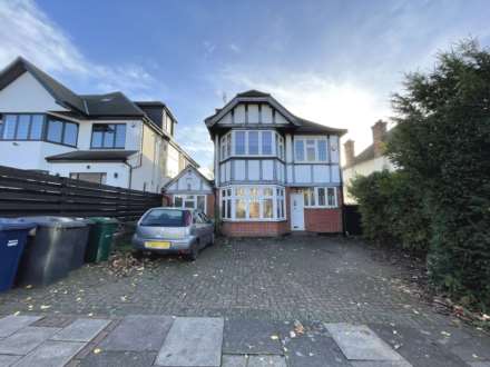 5 Bedroom Detached, Edgeworth Avenue, London